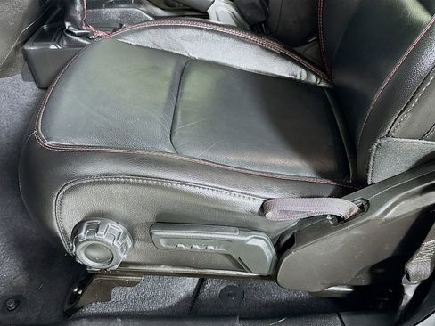 Used 2019 Jeep Wrangler Unlimited Rubicon image 23