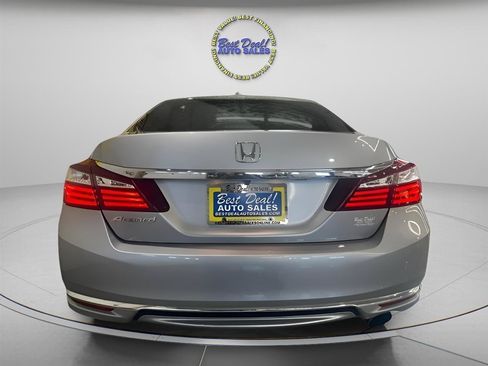 Used 2017 Honda Accord EX-L image 4