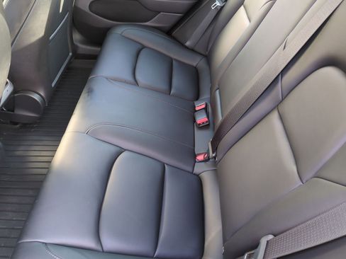 Used 2022 Tesla Model 3 Performance image 21