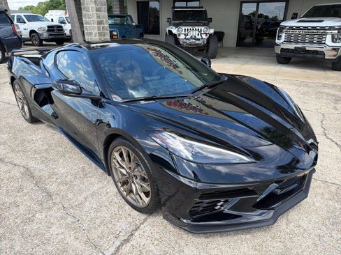 Used 2024 Chevrolet Corvette Stingray Preferred Cpe w/ Z51 Performance Package RWD image 4