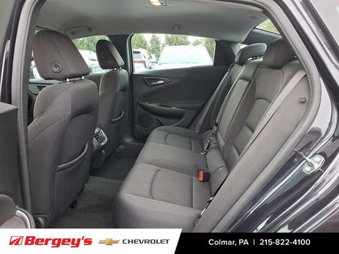 Used 2022 Chevrolet Malibu LT image 12