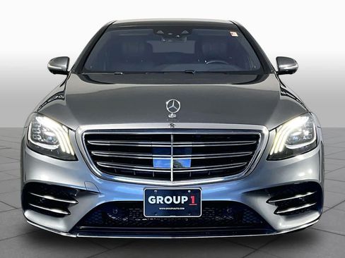 Used 2018 Mercedes-Benz S 560 Sedan image 4