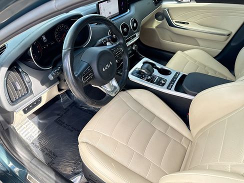 Used 2023 Kia Stinger GT2 image 26