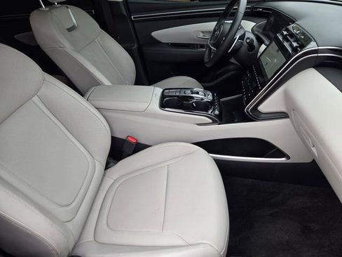 Certified 2023 Hyundai Tucson Limited FWD image 13