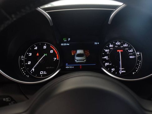 Used 2022 Alfa Romeo Giulia Ti RWD image 37