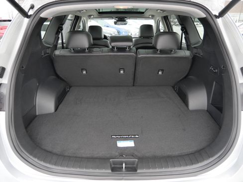 Certified 2023 Hyundai Santa Fe Limited image 18