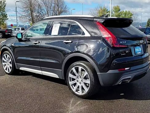 Used 2019 Cadillac XT4 Premium Luxury w/ Technology Package AWD/4WD image 6