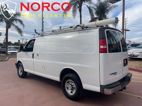 Used 2014 Chevrolet Express 2500 image 6