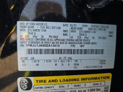 Used 2025 Ford Expedition Active image 16