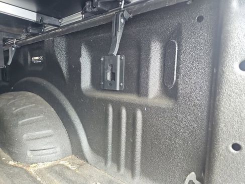 Used 2023 Ford F250 XLT AWD/4WD image 9
