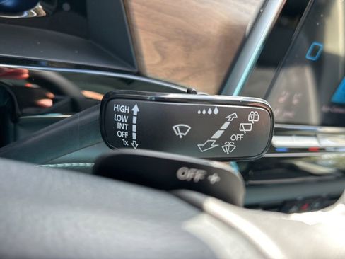 New 2026 Volkswagen Atlas SE image 30