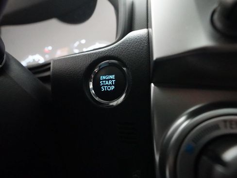 Used 2023 Toyota 4Runner Limited AWD/4WD image 31