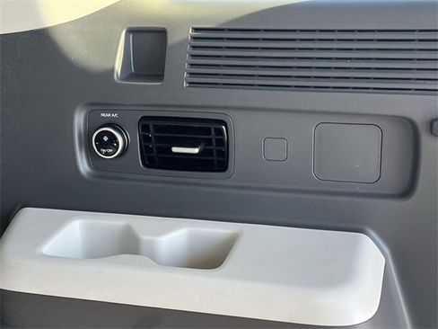 Used 2025 Hyundai Santa Fe SEL image 38