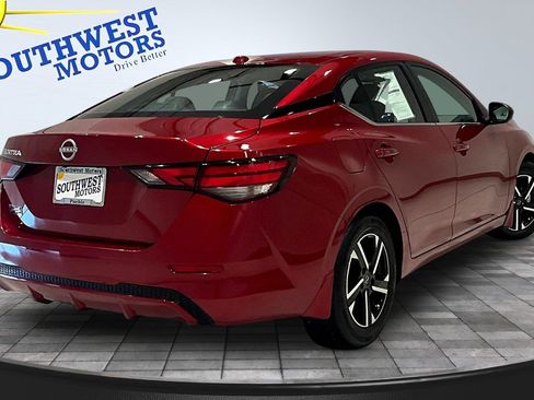Used 2025 Nissan Sentra SV FWD image 7