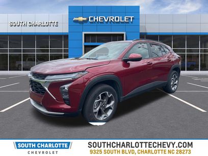 Used 2025 Chevrolet Trax LT
