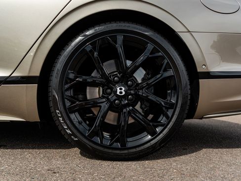 Certified 2025 Bentley Flying Spur Plug-In Hybrid AWD/4WD image 7