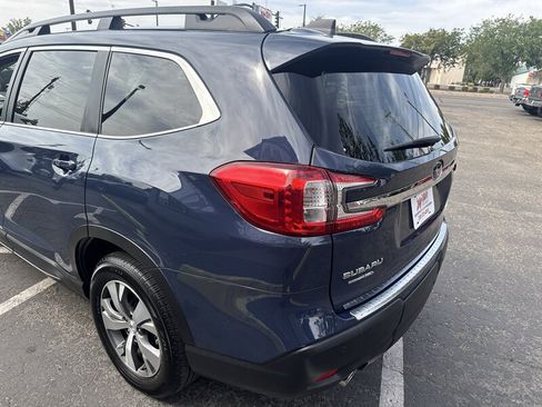 Used 2024 Subaru Ascent Premium w/ Convenience Package AWD/4WD image 7