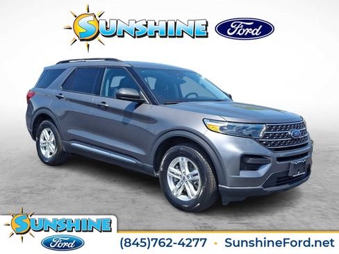 Certified 2023 Ford Explorer XLT AWD/4WD image 1