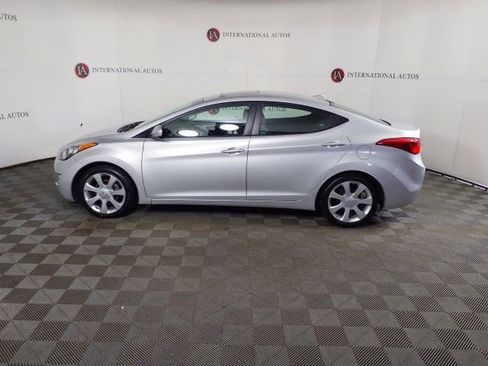 Used 2012 Hyundai Elantra Limited FWD image 7