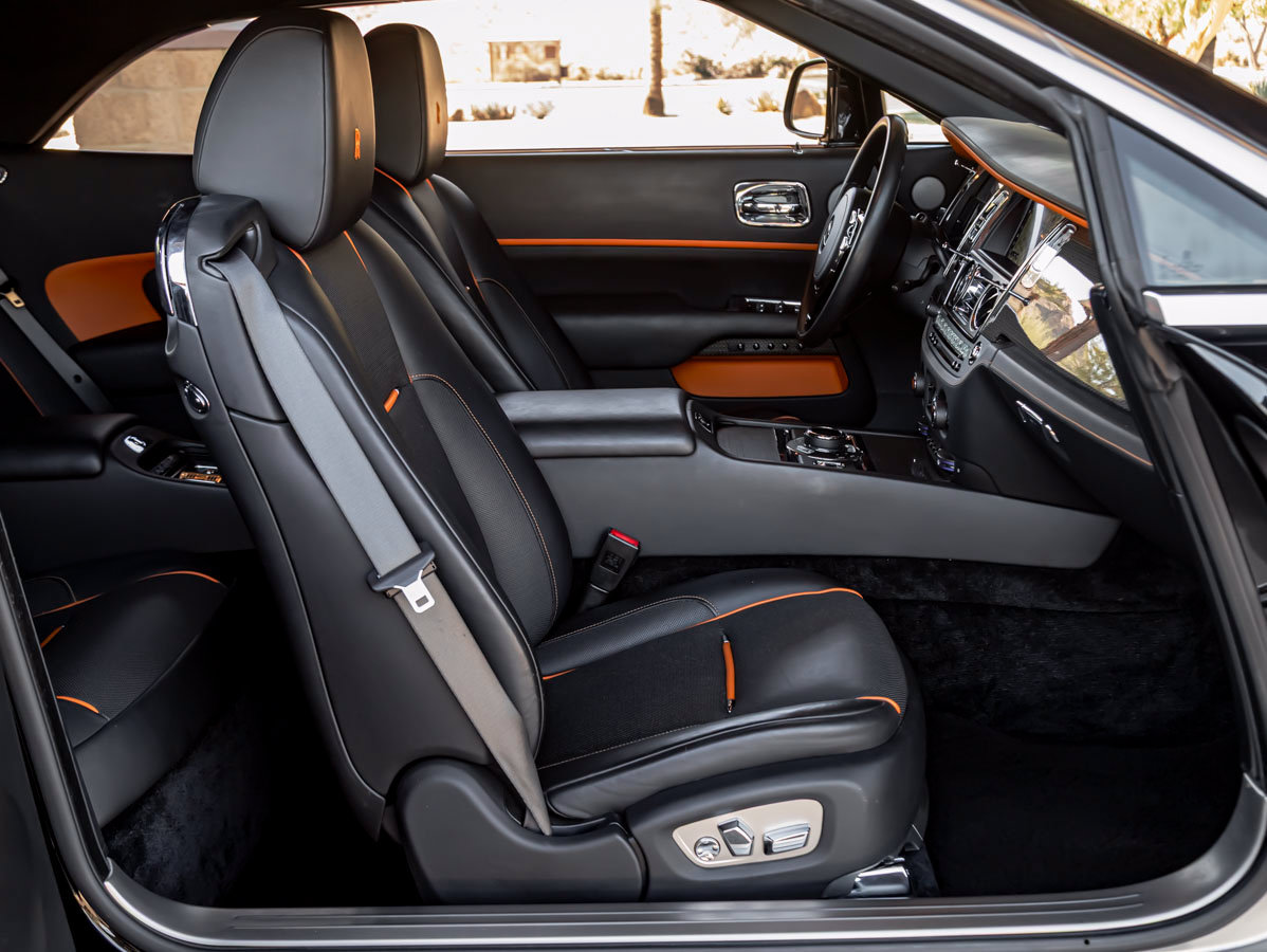 Certified 2018 Rolls-Royce Dawn RWD image 33