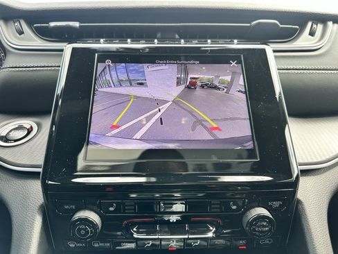 New 2025 Jeep Grand Cherokee L Laredo w/ Luxury Tech Group I image 19