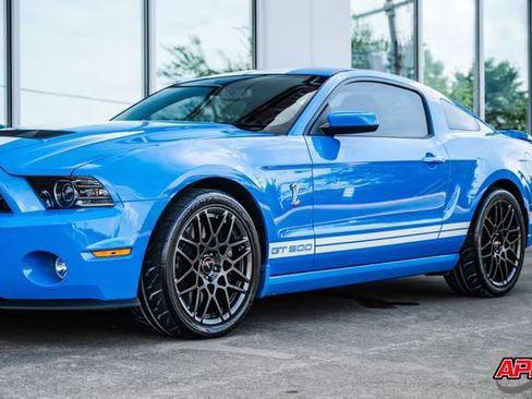 Used 2013 Ford Mustang Shelby GT500 RWD image 65