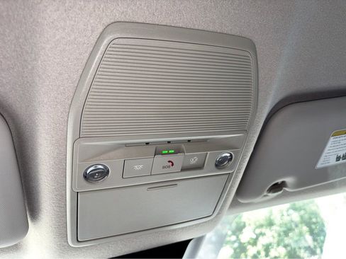New 2026 Nissan Kicks SR w/ SR Premium Package FWD image 24