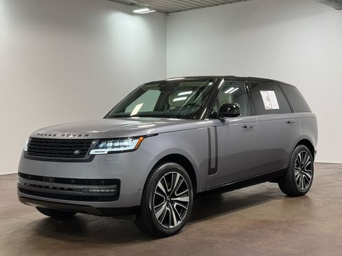 Used 2025 Land Rover Range Rover Long Wheelbase Autobiography AWD/4WD image 27