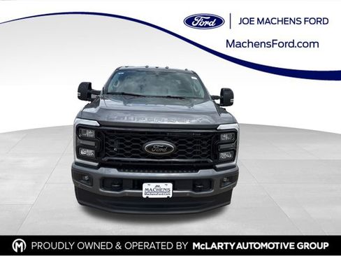New 2026 Ford F250 Lariat w/ Black Appearance Package AWD/4WD image 1