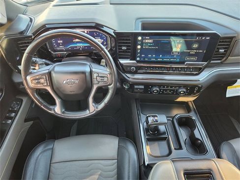 Used 2022 Chevrolet Silverado 1500 ZR2 image 27