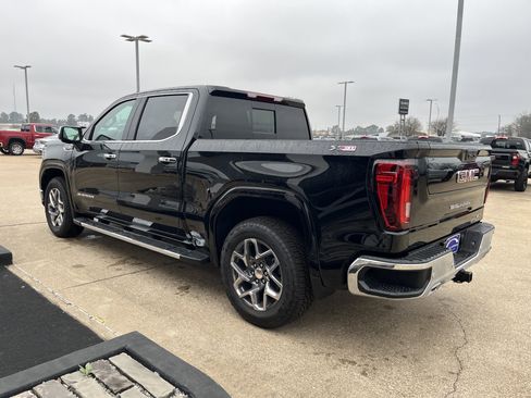 New 2026 GMC Sierra 1500 SLT w/ SLT Premium Plus Package image 4