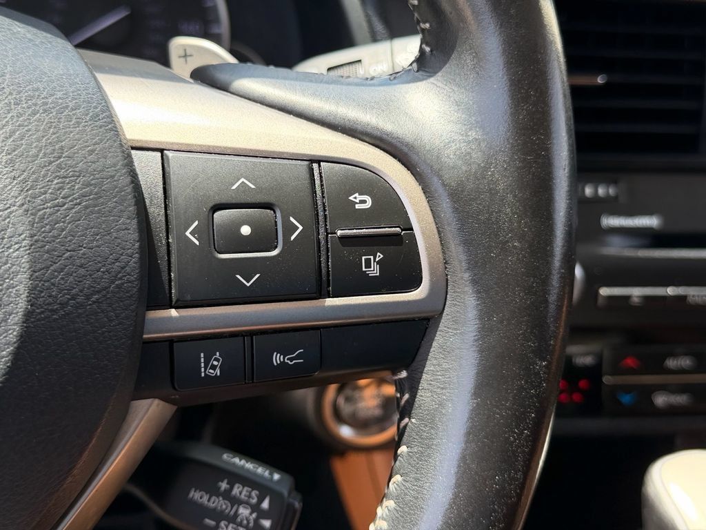Used 2021 Lexus RX 350L FWD w/ Premium Package image 23