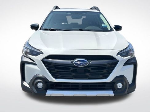 Used 2025 Subaru Outback Limited AWD/4WD image 9