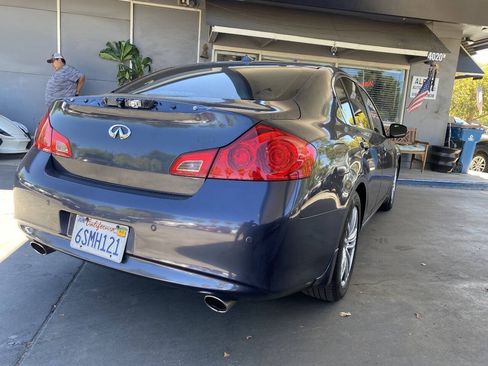 Used 2011 INFINITI G37 Journey w/ Premium Pkg RWD image 9