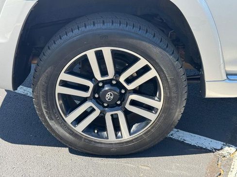 Used 2019 Toyota 4Runner Limited AWD/4WD image 13