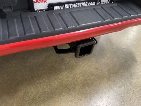 Used 2015 Chevrolet Colorado LT w/ LT Convenience Package image 24