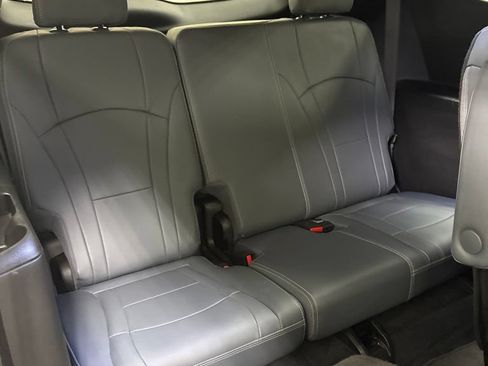 Used 2021 Buick Enclave Essence w/ Sound and Sites Package FWD image 32