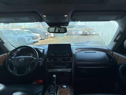 Used 2021 Nissan Armada SL w/ Captain's Chairs Package image 22