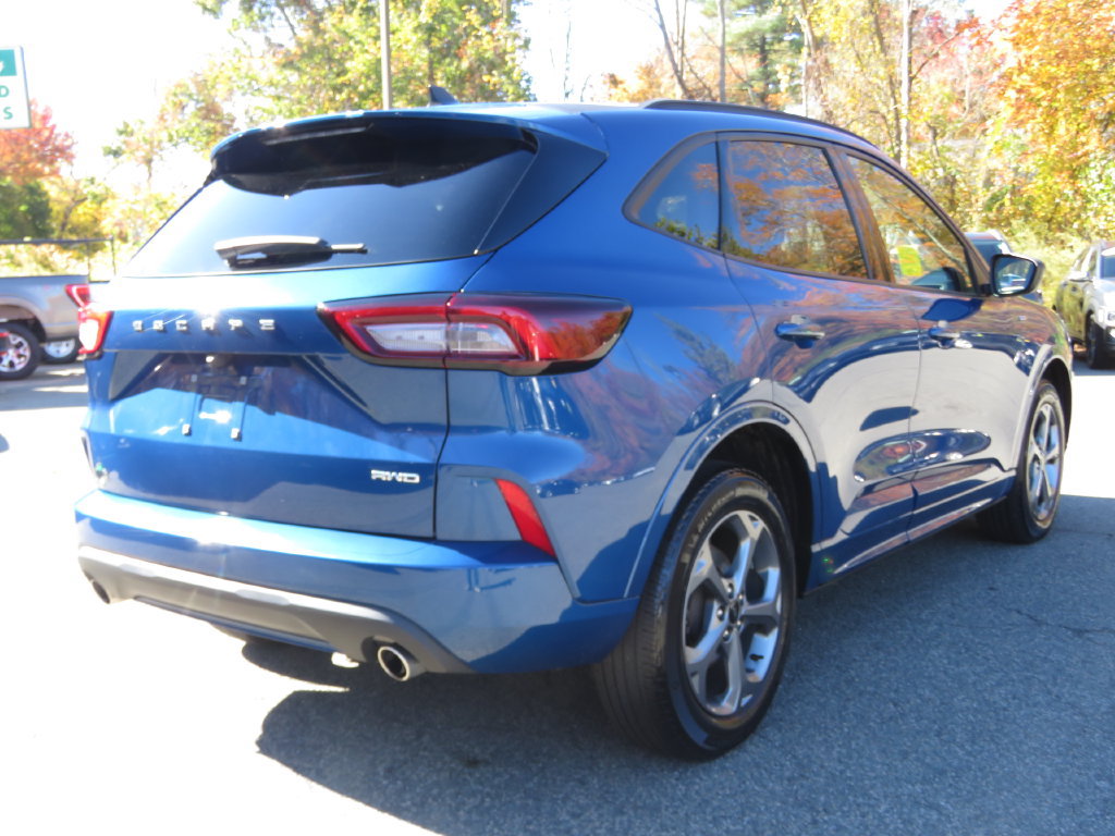 Used 2023 Ford Escape ST-Line AWD/4WD image 5