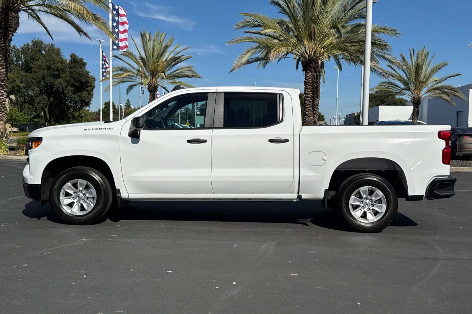 Used 2022 Chevrolet Silverado 1500 W/T RWD image 6