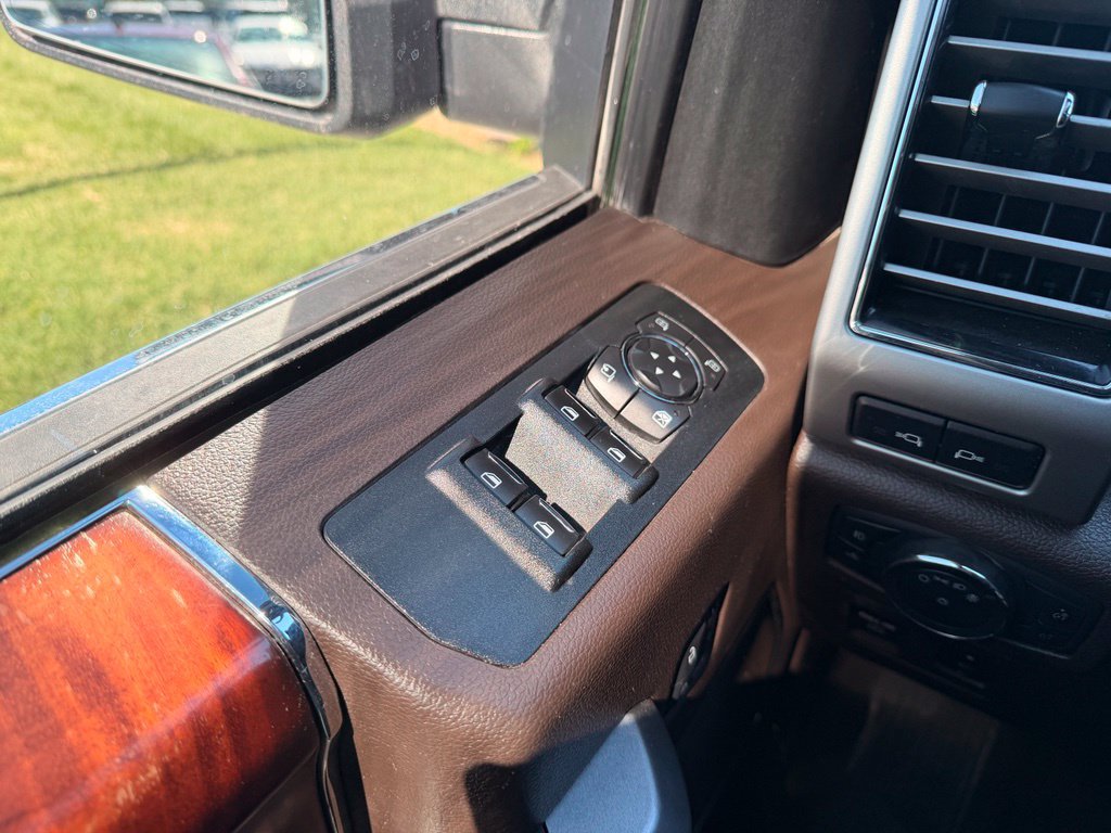 Used 2020 Ford F150 King Ranch w/ Equipment Group 601A Luxury AWD/4WD image 27