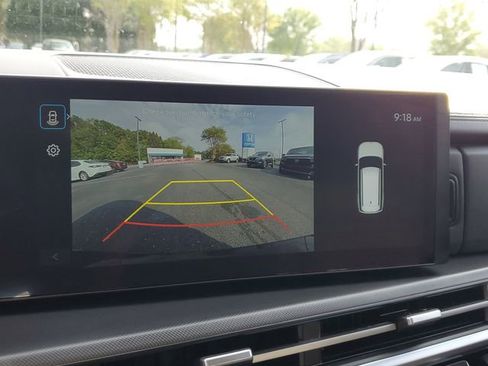 Used 2025 Hyundai Santa Fe SEL FWD image 23