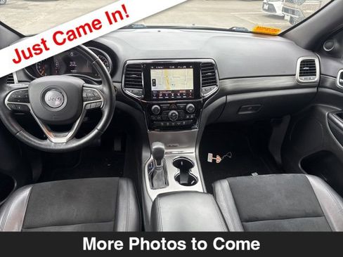Used 2019 Jeep Grand Cherokee Altitude image 10