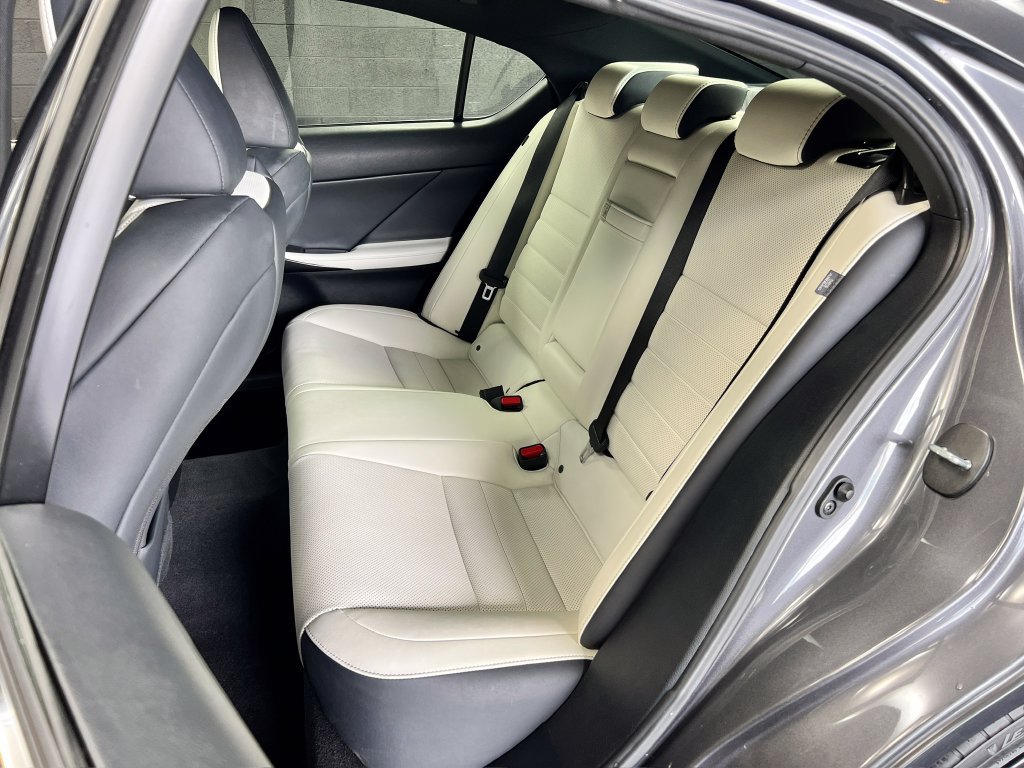 Used 2022 Lexus IS 350 F Sport w/ Navigation Package RWD image 18
