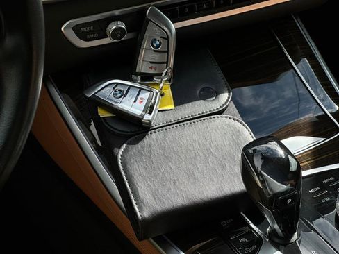 Used 2019 BMW X5 xDrive40i w/ Convenience Package image 44