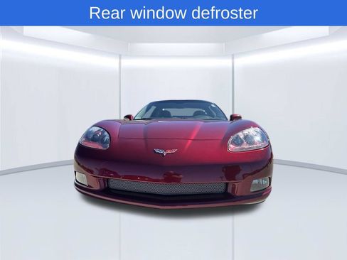Used 2007 Chevrolet Corvette Coupe w/ Preferred Equipment Group RWD image 8