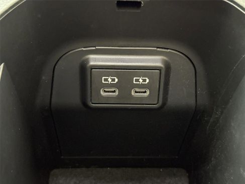 Certified 2024 Toyota RAV4 LE image 46