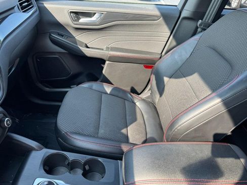 Used 2024 Ford Escape ST-Line w/ Tech Pack #1 FWD image 14