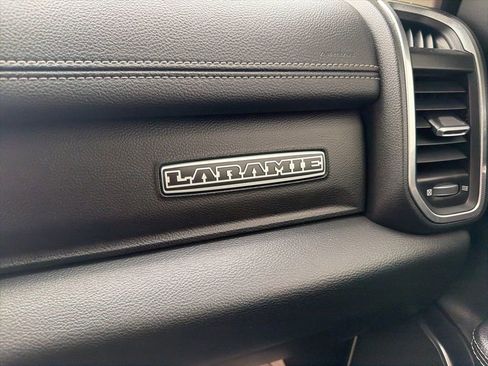 Used 2022 RAM 1500 Laramie AWD/4WD image 22