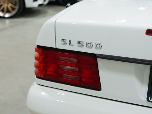Used 1997 Mercedes-Benz SL 500 image 9